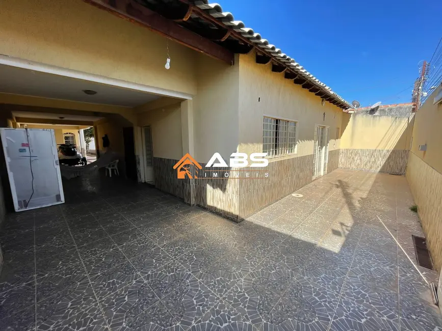 Casa com 4 quartos à venda, 360m2 em Valparaiso I - Etapa E, Valparaiso De Goias - GO - imagem 4 Foto 4 de Casa com 4 quartos à venda, 360m2 em Valparaiso I - Etapa E, Valparaiso De Goias - GO