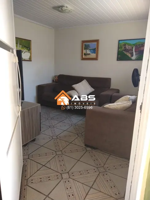 Casa com 3 quartos à venda, 240m2 em Valparaiso I - Etapa A, Valparaiso De Goias - GO - imagem 4 Foto 4 de Casa com 3 quartos à venda, 240m2 em Valparaiso I - Etapa A, Valparaiso De Goias - GO