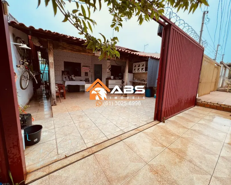 Casa com 2 quartos à venda, 125m2 em Parque Esplanada V, Valparaiso De Goias - GO - imagem 3 Foto 3 de Casa com 2 quartos à venda, 125m2 em Parque Esplanada V, Valparaiso De Goias - GO