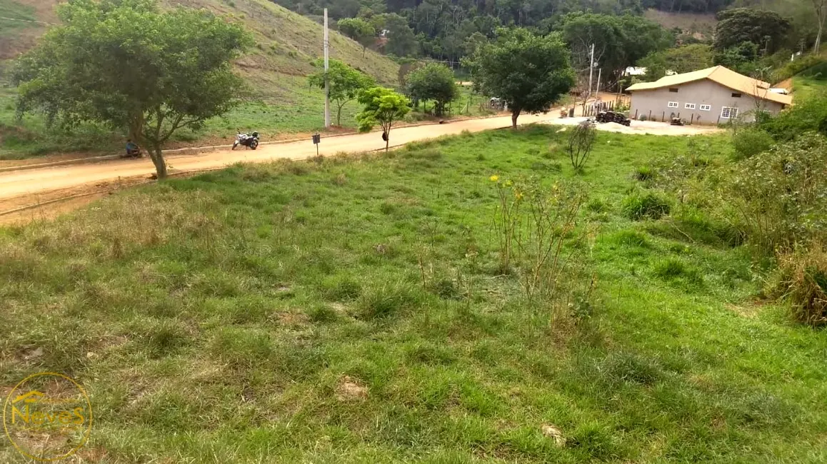 Foto 1 de Terreno / Lote à venda, 848m2 em Paty Do Alferes - RJ