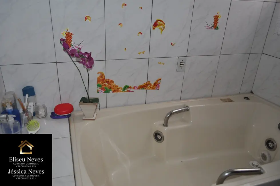 Foto 4 de Casa com 3 quartos à venda, 130m2 em Miguel Pereira - RJ