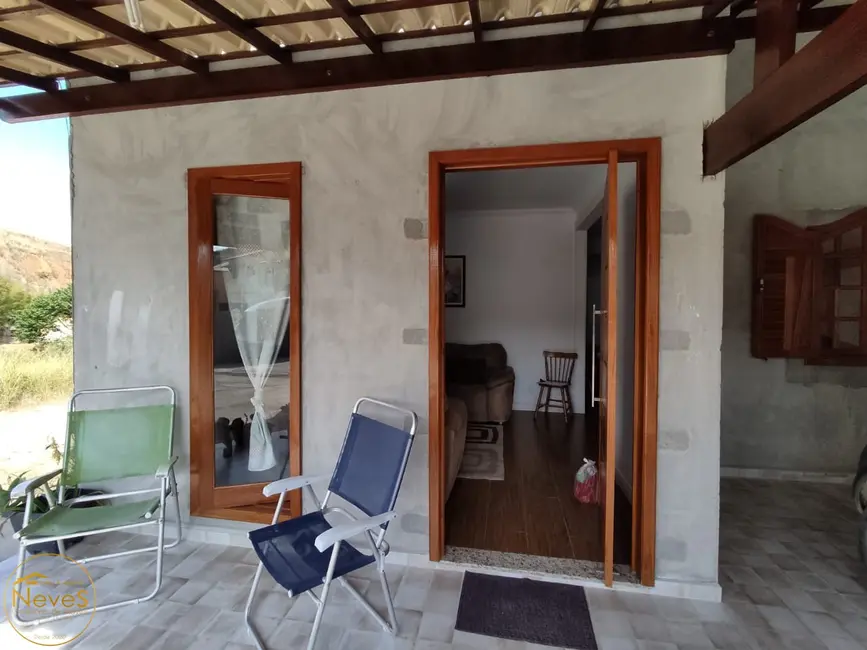 Foto 3 de Casa com 2 quartos à venda, 119m2 em Paty Do Alferes - RJ