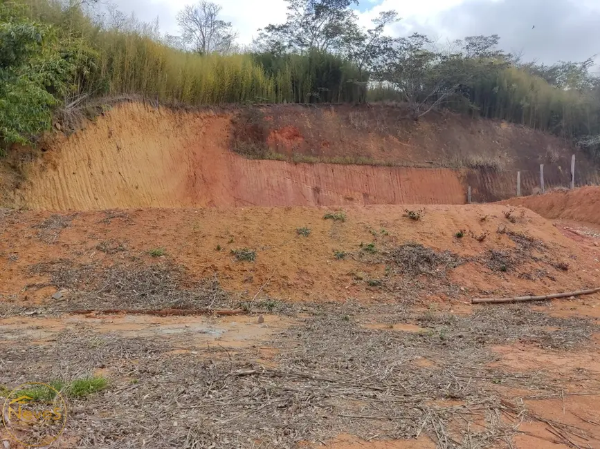Foto 2 de Terreno / Lote à venda, 2362m2 em Paty Do Alferes - RJ