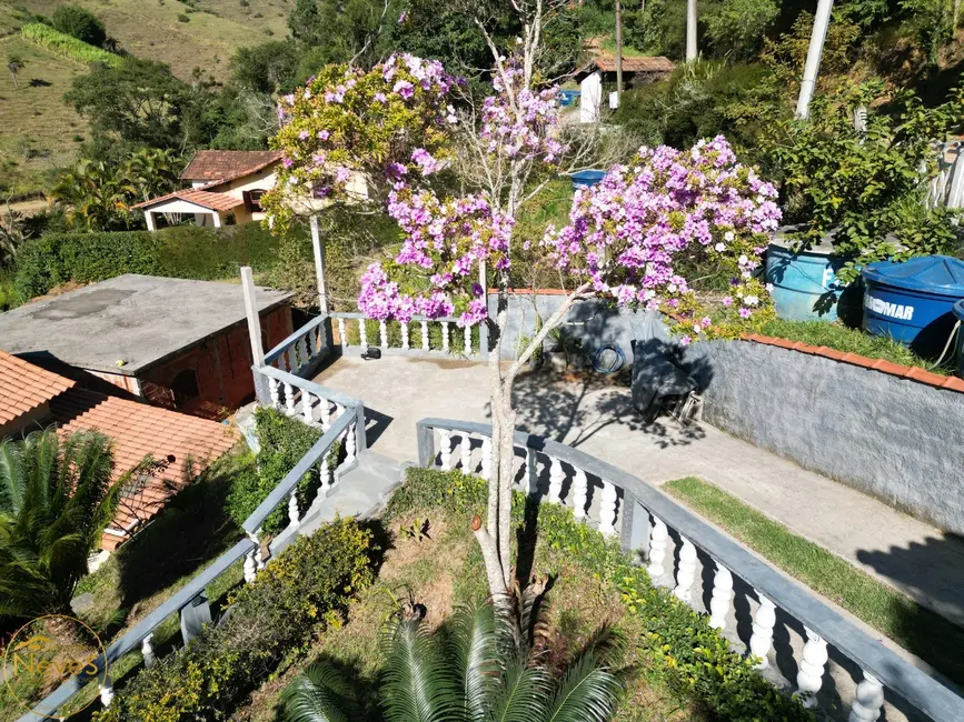 Casa com 3 quartos à venda, 250m2 em Paty Do Alferes - RJ - imagem 3 Foto 3 de Casa com 3 quartos à venda, 250m2 em Paty Do Alferes - RJ