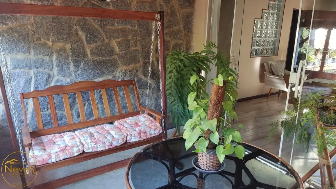 Casa com 3 quartos à venda, 250m2 em Paty Do Alferes - RJ - imagem 8 Foto 8 de Casa com 3 quartos à venda, 250m2 em Paty Do Alferes - RJ