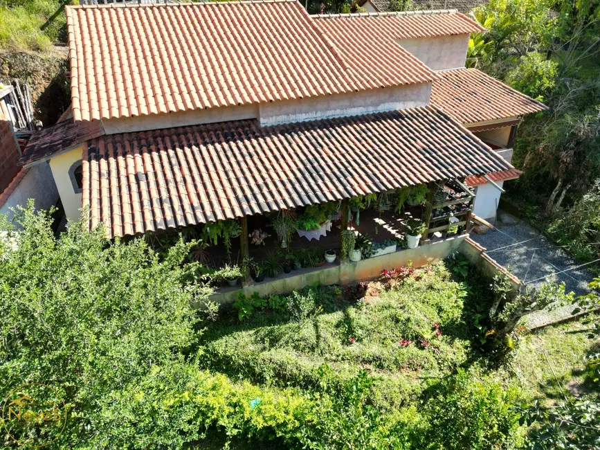 Foto 2 de Casa com 3 quartos à venda, 250m2 em Paty Do Alferes - RJ