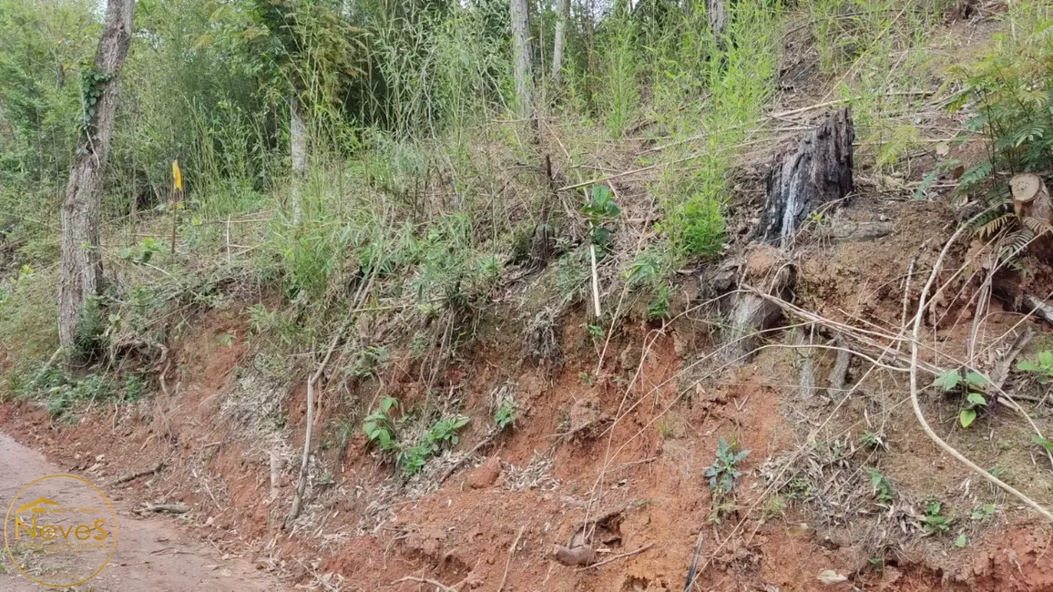 Foto 1 de Terreno / Lote à venda, 1145m2 em Paty Do Alferes - RJ