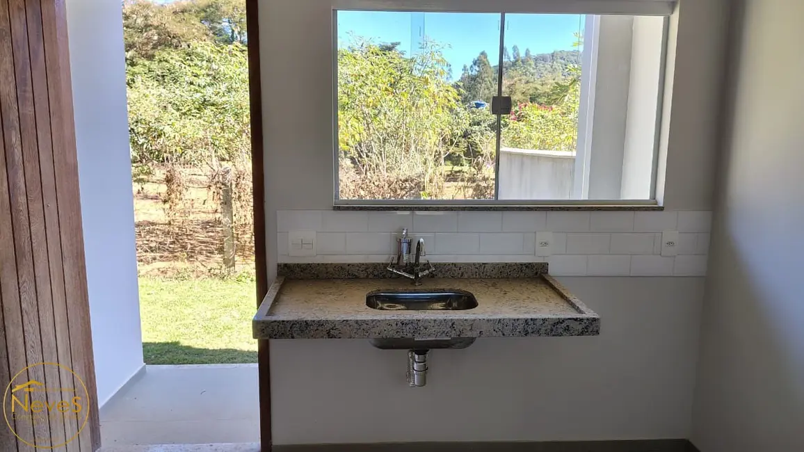Foto 6 de Casa com 2 quartos à venda, 56m2 em Paty Do Alferes - RJ