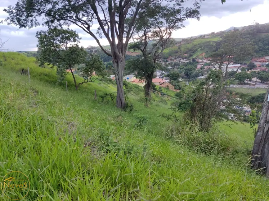 Foto 4 de Terreno / Lote à venda, 980m2 em Paty Do Alferes - RJ