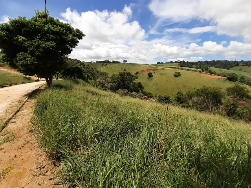 Foto 1 de Terreno / Lote à venda, 571m2 em Paty Do Alferes - RJ