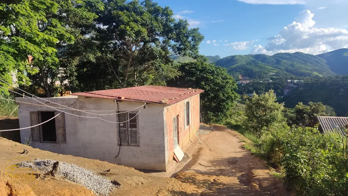 Foto 1 de Casa com 2 quartos à venda, 72m2 em Paty Do Alferes - RJ