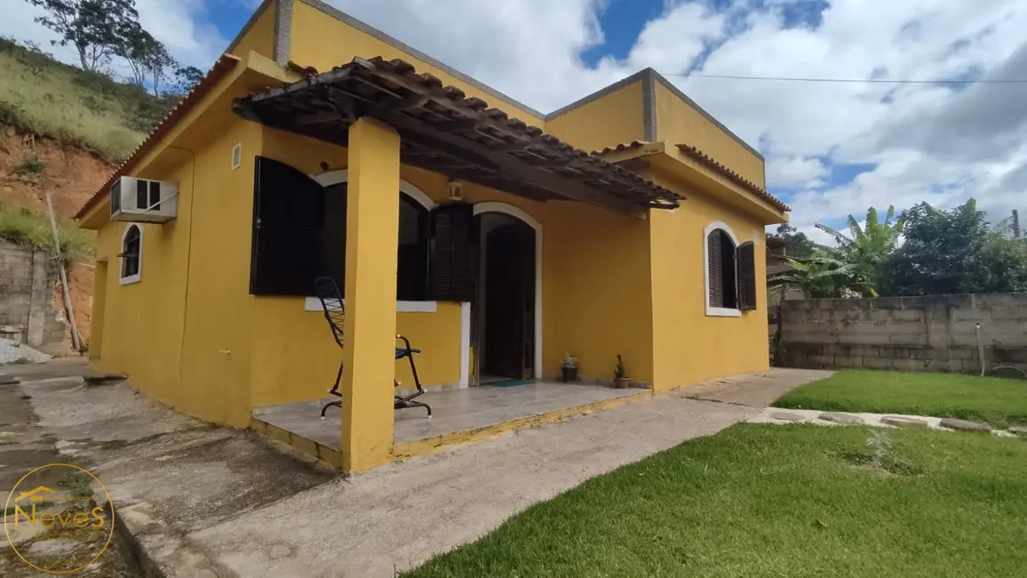 Foto 2 de Casa com 3 quartos à venda, 80m2 em Miguel Pereira - RJ