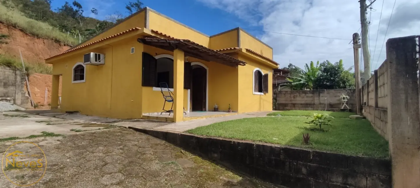 Foto 1 de Casa com 3 quartos à venda, 80m2 em Miguel Pereira - RJ
