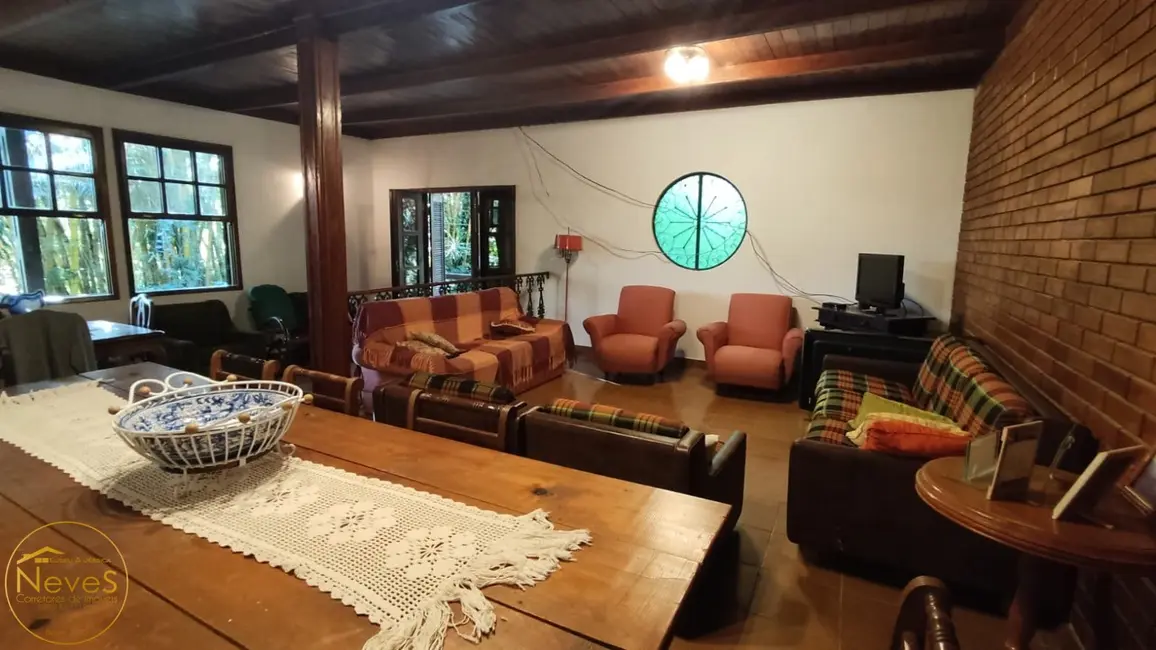 Foto 5 de Sítio / Rancho com 5 quartos à venda, 300m2 em Paty Do Alferes - RJ