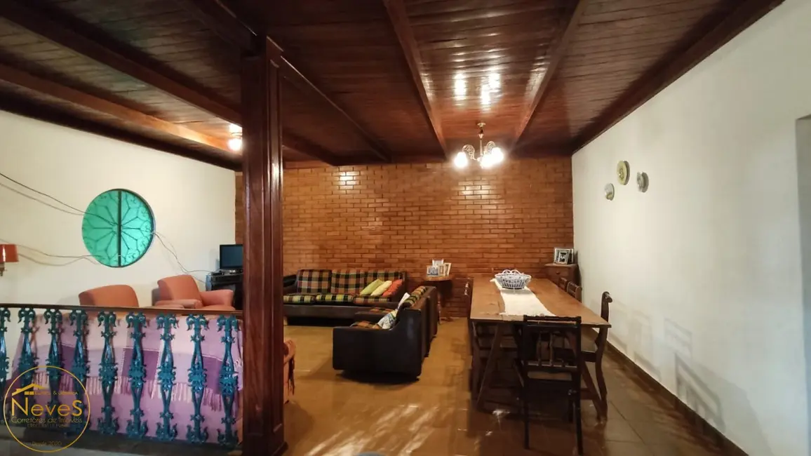 Foto 3 de Sítio / Rancho com 5 quartos à venda, 300m2 em Paty Do Alferes - RJ