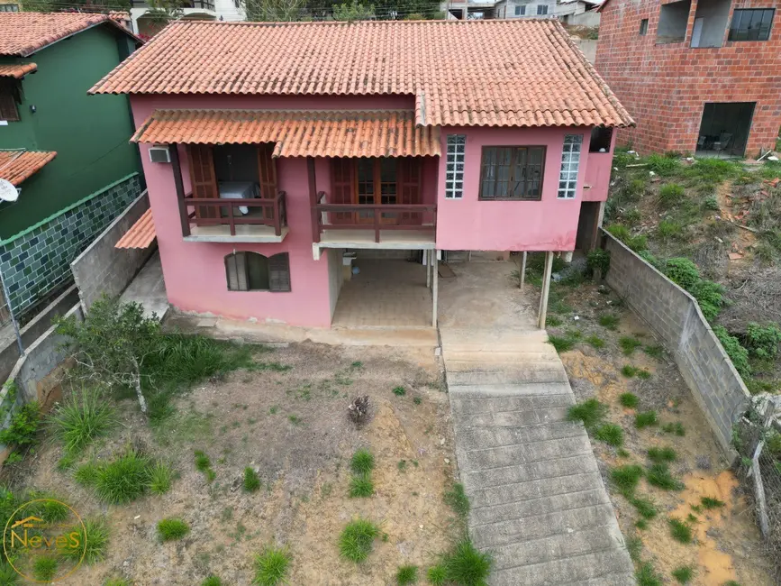 Foto 1 de Casa com 3 quartos à venda, 210m2 em Paty Do Alferes - RJ