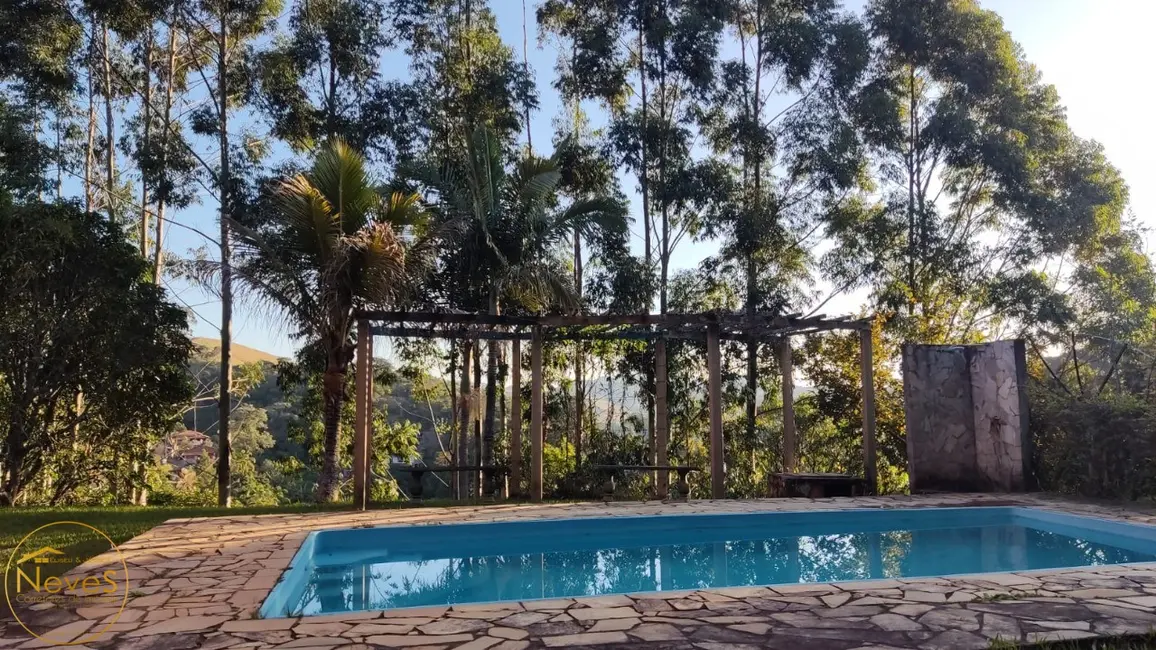 Foto 6 de Sítio / Rancho com 4 quartos à venda, 250m2 em Paty Do Alferes - RJ