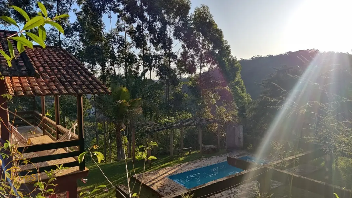 Foto 5 de Sítio / Rancho com 4 quartos à venda, 250m2 em Paty Do Alferes - RJ