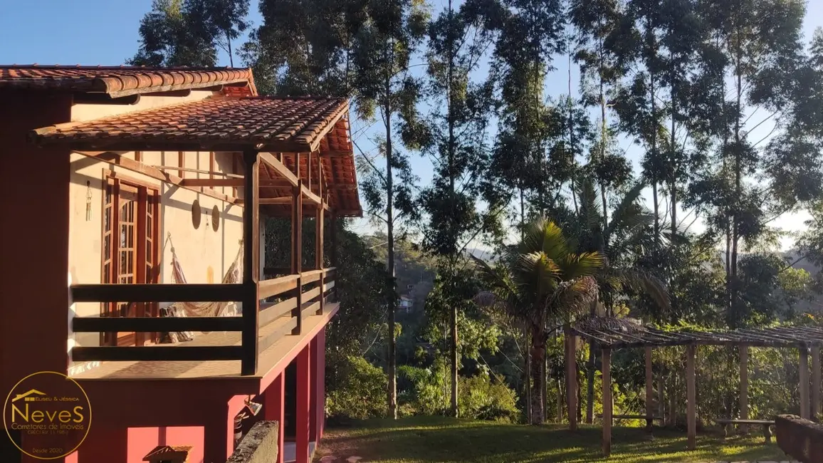 Foto 4 de Sítio / Rancho com 4 quartos à venda, 250m2 em Paty Do Alferes - RJ