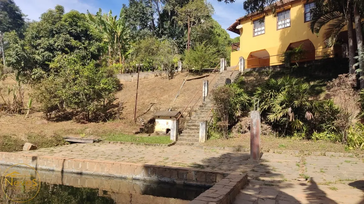 Foto 2 de Sítio / Rancho com 6 quartos à venda, 429m2 em Paty Do Alferes - RJ