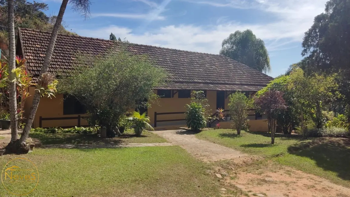 Foto 3 de Sítio / Rancho com 6 quartos à venda, 429m2 em Paty Do Alferes - RJ