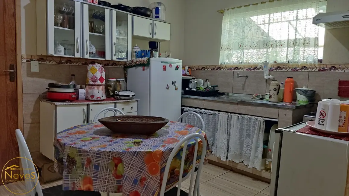 Foto 8 de Casa com 5 quartos à venda, 188m2 em Miguel Pereira - RJ