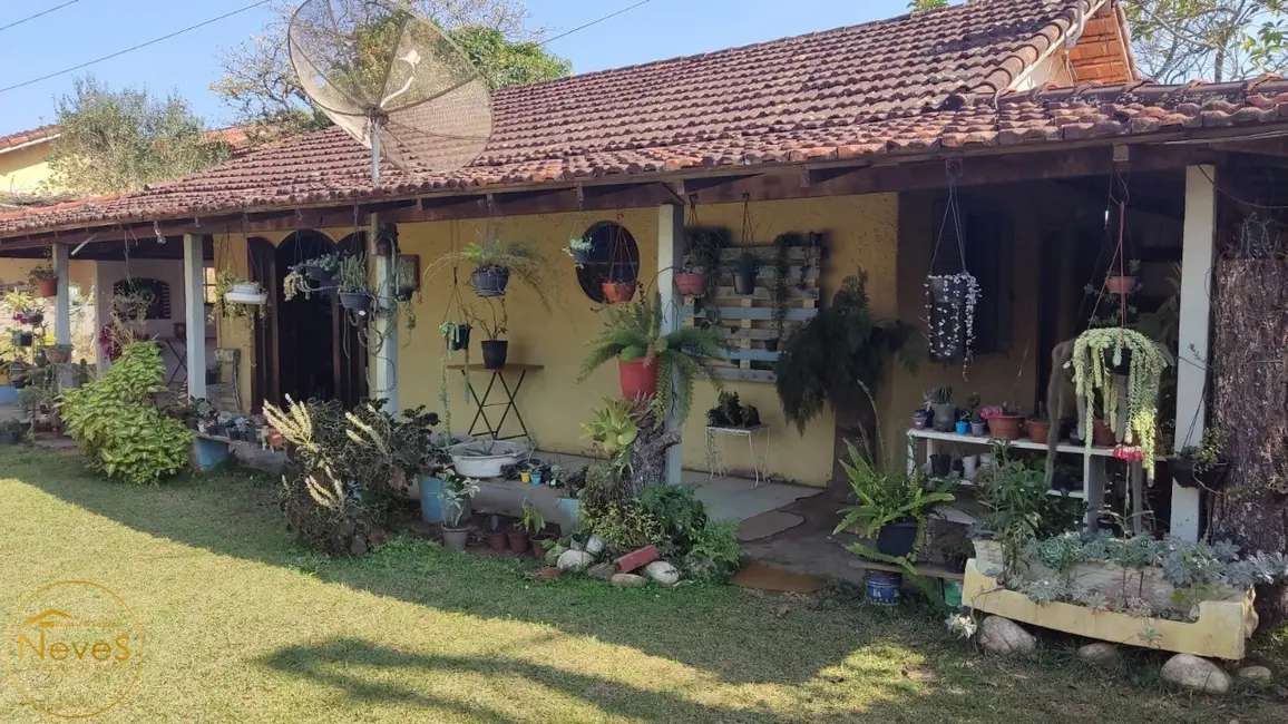 Foto 1 de Casa com 6 quartos à venda, 221m2 em Miguel Pereira - RJ