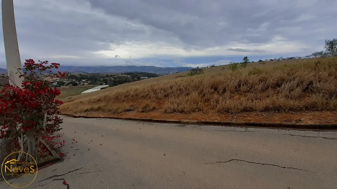 Foto 8 de Terreno / Lote à venda, 606m2 em Paty Do Alferes - RJ