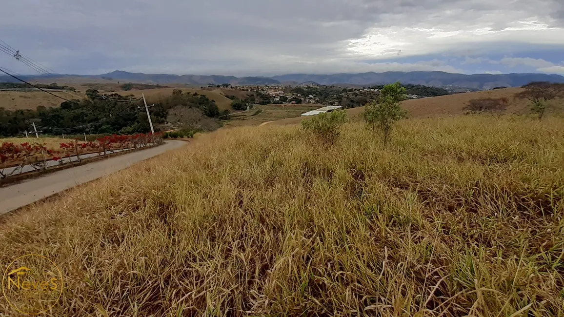 Foto 4 de Terreno / Lote à venda, 606m2 em Paty Do Alferes - RJ