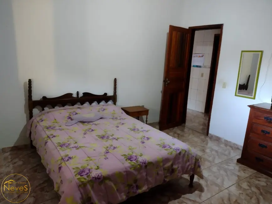 Foto 8 de Casa com 2 quartos à venda, 144m2 em Paty Do Alferes - RJ