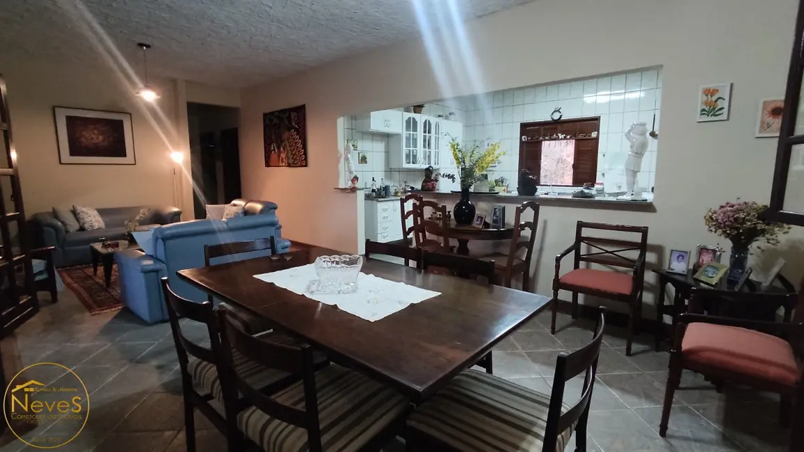 Foto 7 de Casa com 3 quartos à venda, 180m2 em Paty Do Alferes - RJ