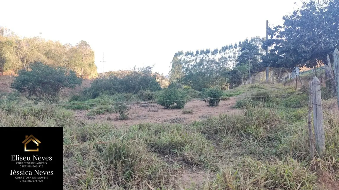 Foto 8 de Terreno / Lote à venda, 1760m2 em Paty Do Alferes - RJ