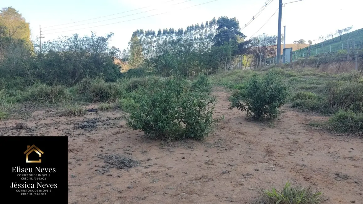 Foto 5 de Terreno / Lote à venda, 1760m2 em Paty Do Alferes - RJ