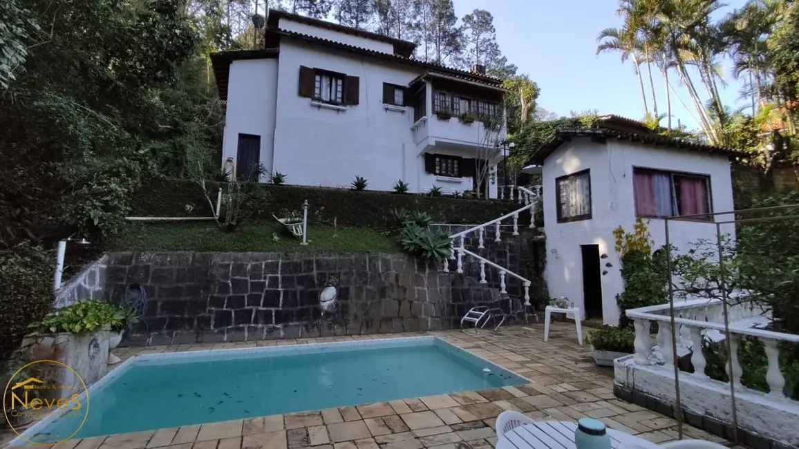 Foto 2 de Casa com 3 quartos à venda, 160m2 em Miguel Pereira - RJ