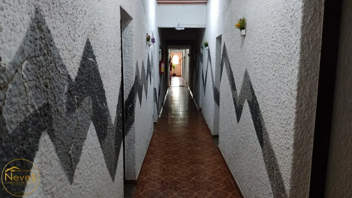 Loja à venda, 700m2 em Centro, Paty Do Alferes - RJ - imagem 9 Foto 9 de Loja à venda, 700m2 em Centro, Paty Do Alferes - RJ