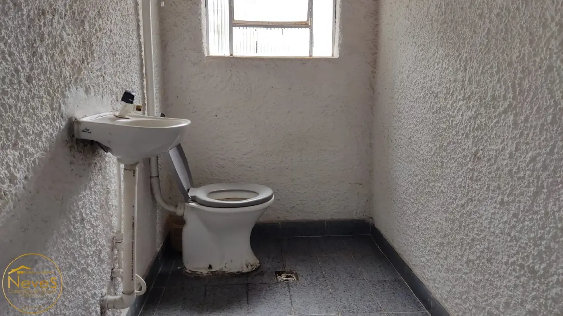 Loja à venda, 700m2 em Centro, Paty Do Alferes - RJ - imagem 8 Foto 8 de Loja à venda, 700m2 em Centro, Paty Do Alferes - RJ