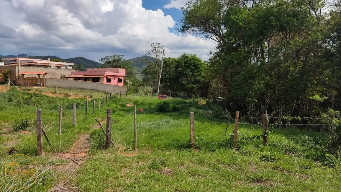 Foto 2 de Terreno / Lote à venda, 525m2 em Paty Do Alferes - RJ