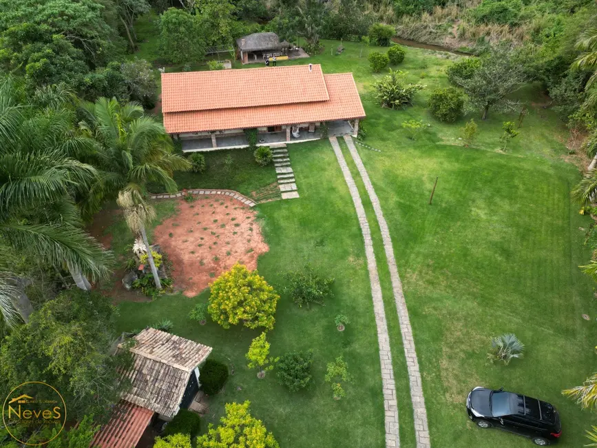 Foto 1 de Sítio / Rancho com 4 quartos à venda, 223m2 em Paty Do Alferes - RJ