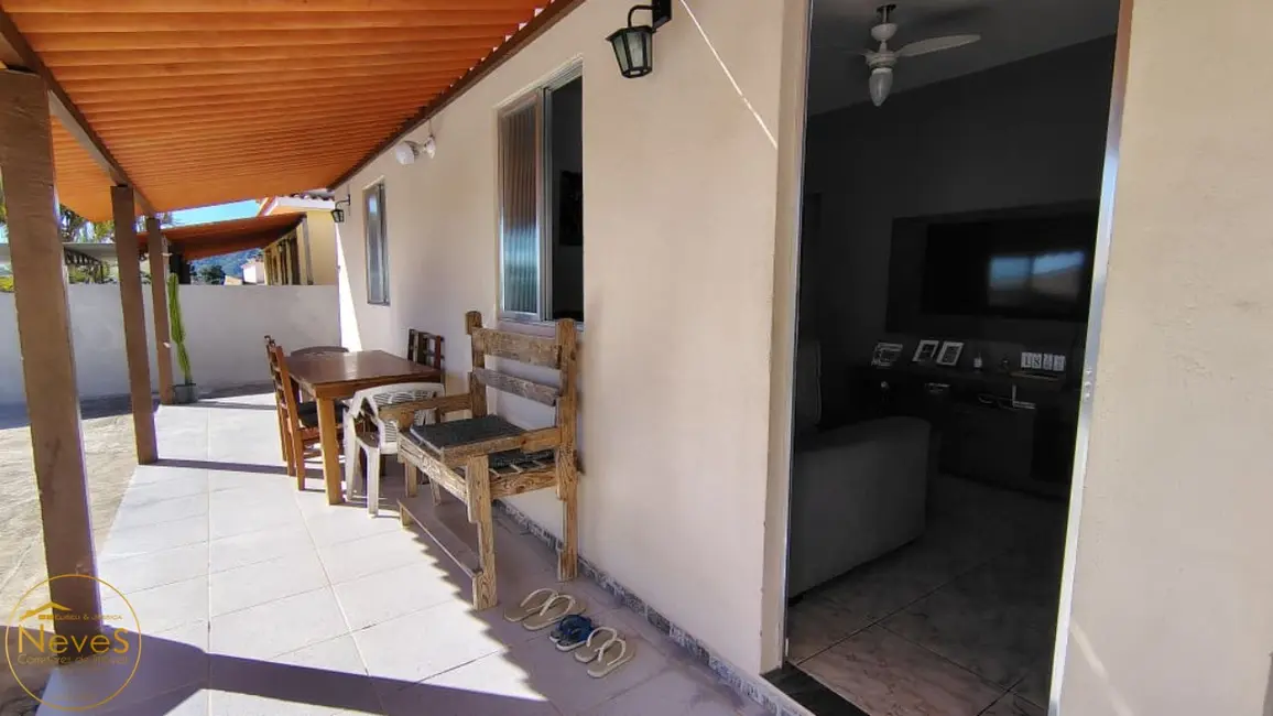 Foto 2 de Casa com 2 quartos à venda, 81m2 em Paty Do Alferes - RJ