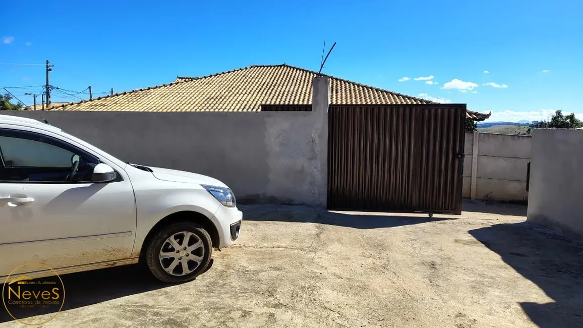 Foto 4 de Casa com 2 quartos à venda, 81m2 em Paty Do Alferes - RJ