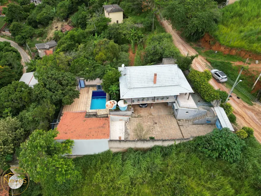 Foto 2 de Casa com 4 quartos à venda, 370m2 em Miguel Pereira - RJ