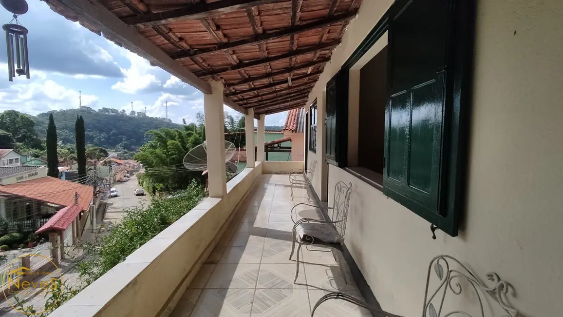 Foto 4 de Casa com 4 quartos à venda, 250m2 em Paty Do Alferes - RJ