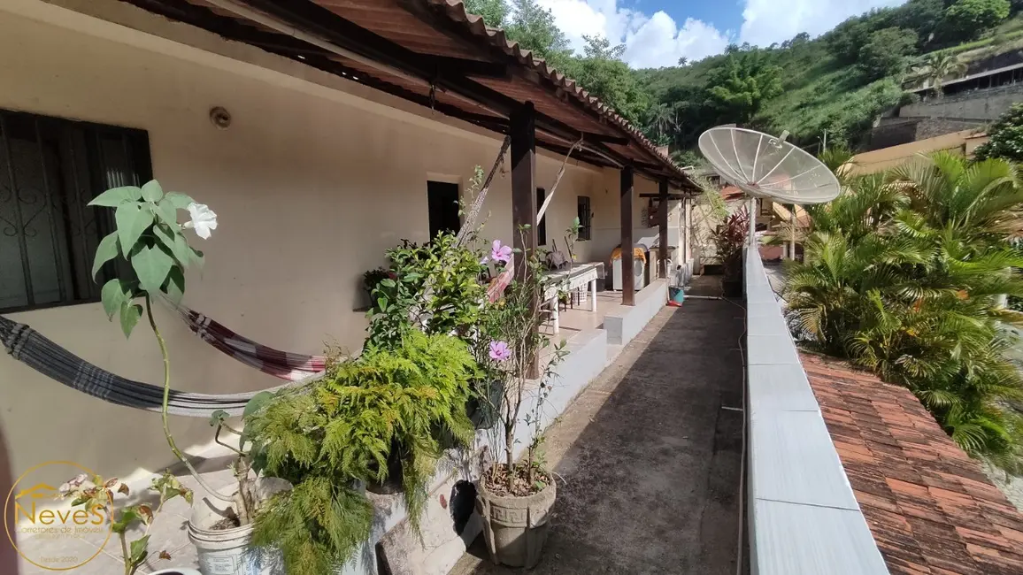 Foto 2 de Casa com 4 quartos à venda, 250m2 em Paty Do Alferes - RJ