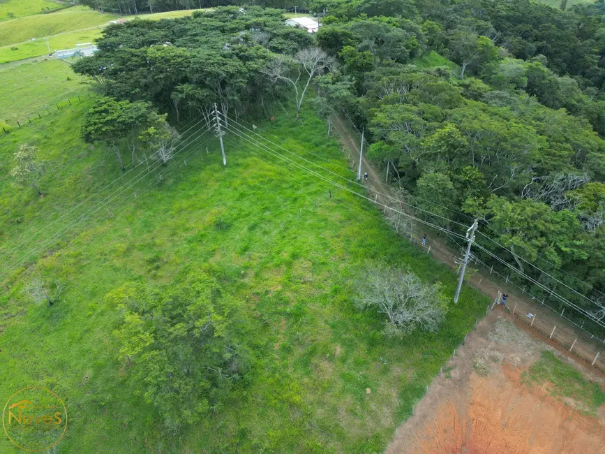 Foto 3 de Terreno / Lote à venda, 2562m2 em Paty Do Alferes - RJ