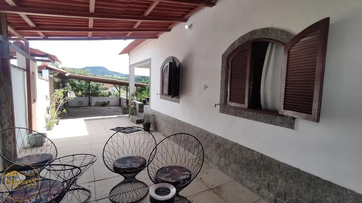 Foto 3 de Casa com 5 quartos à venda, 157m2 em Miguel Pereira - RJ
