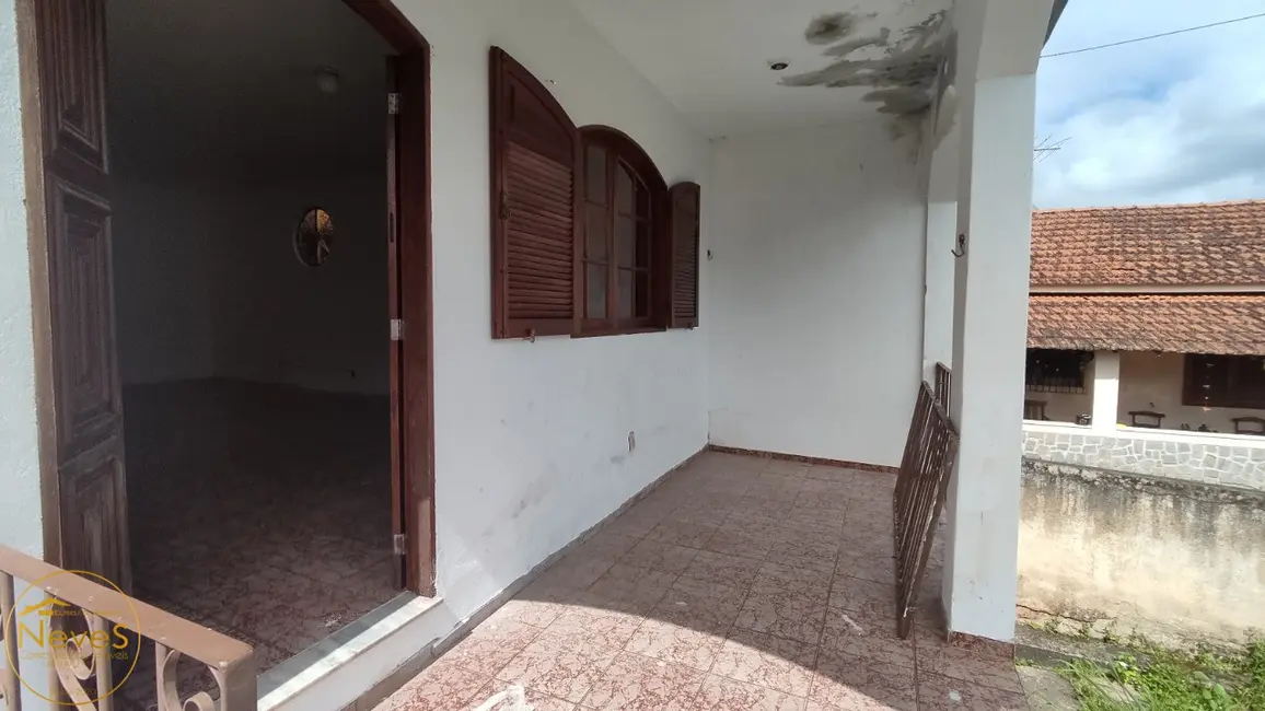 Foto 3 de Casa com 3 quartos à venda, 246m2 em Paty Do Alferes - RJ