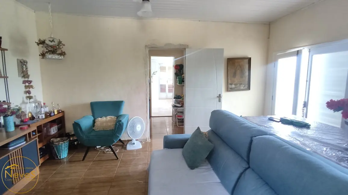 Casa com 3 quartos à venda, 160m2 em Miguel Pereira - RJ - imagem 4 Foto 4 de Casa com 3 quartos à venda, 160m2 em Miguel Pereira - RJ