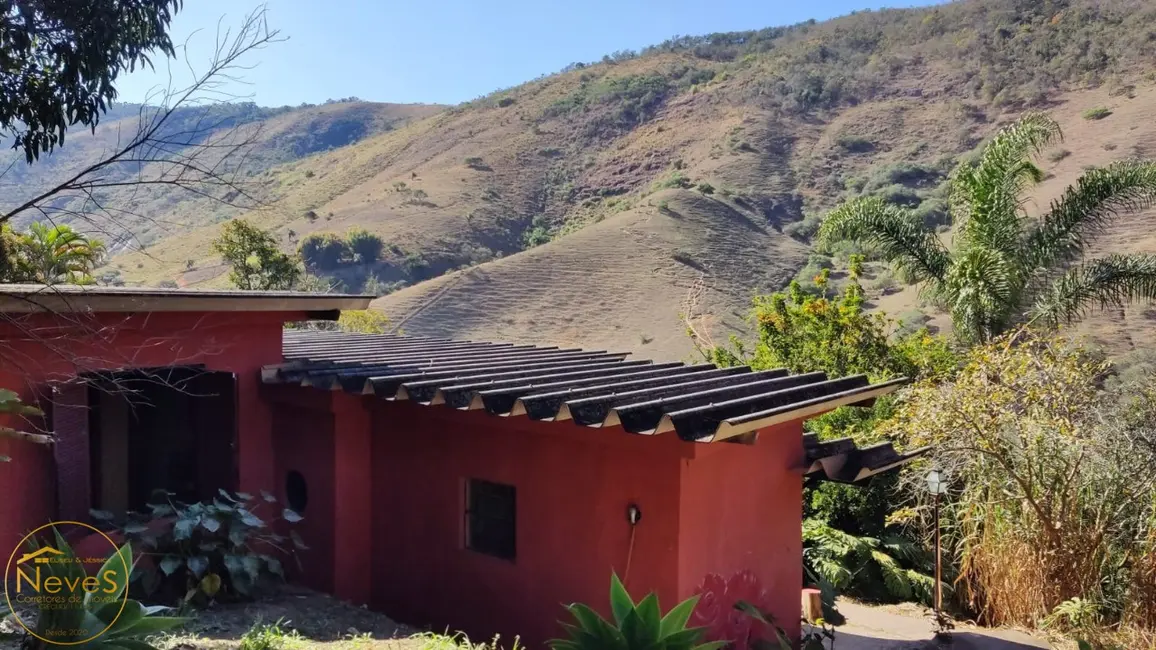 Foto 9 de Sítio / Rancho com 6 quartos à venda, 210m2 em Paty Do Alferes - RJ