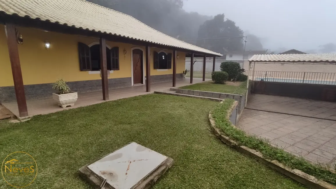 Foto 4 de Casa com 4 quartos à venda, 400m2 em Miguel Pereira - RJ