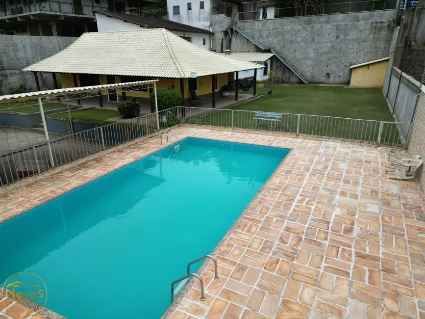 Foto 2 de Casa com 4 quartos à venda, 400m2 em Miguel Pereira - RJ